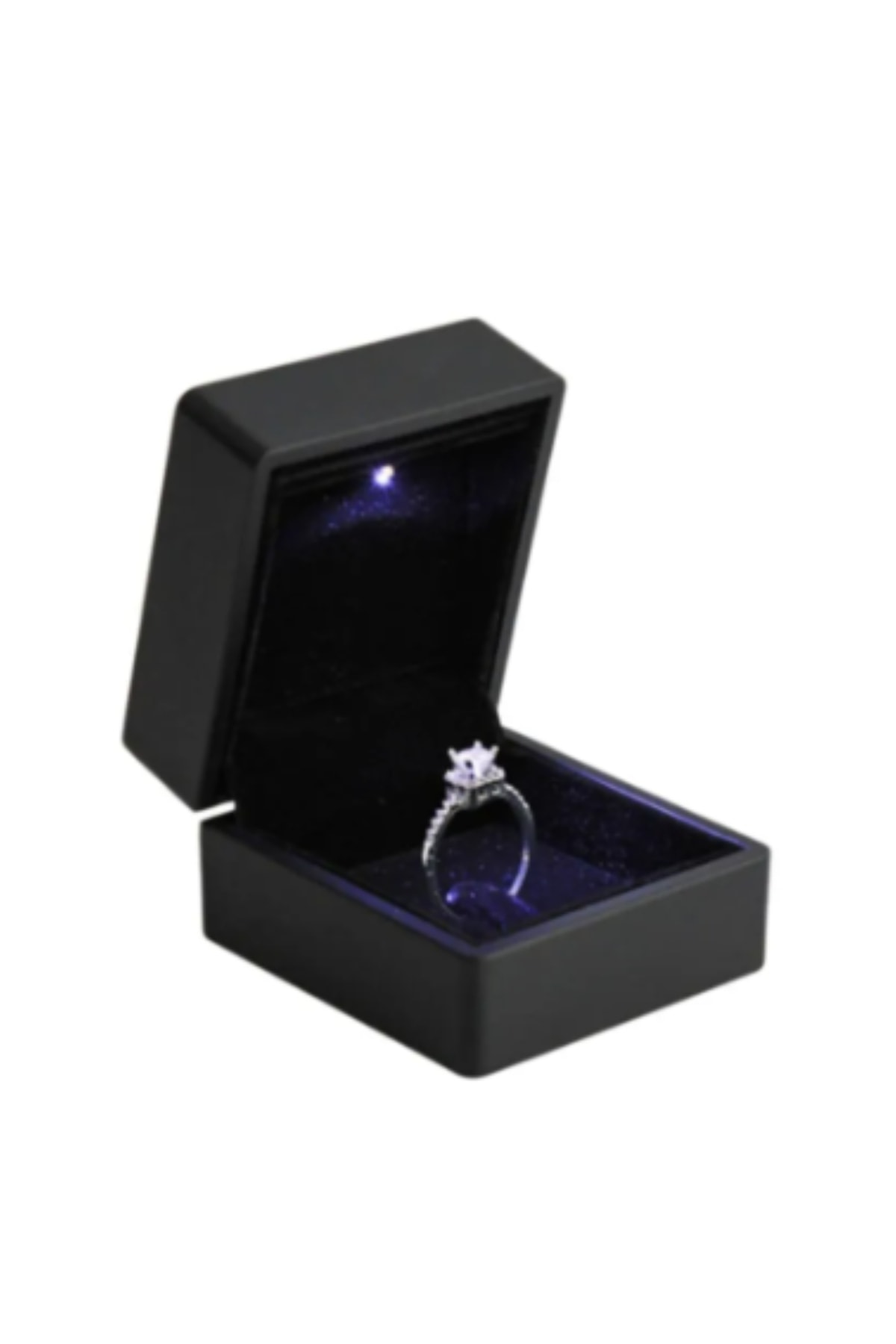 Siyah Işıklı Tektaş Yüzük Kutusu